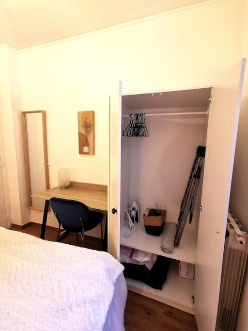 Charmant T2 Atypique, Renove, Confortable Beziers Bagian luar foto