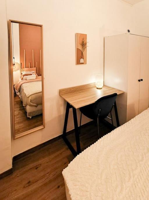 Charmant T2 Atypique, Renove, Confortable Beziers Bagian luar foto
