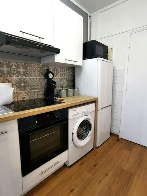 Charmant T2 Atypique, Renove, Confortable Beziers Bagian luar foto